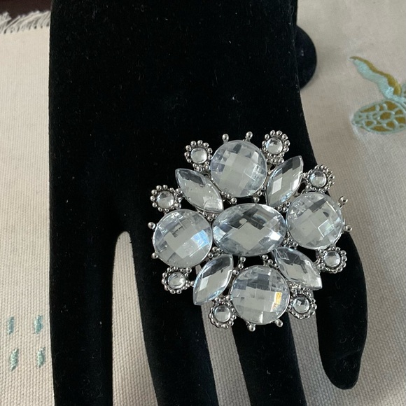 Vintage Large and Glamorous Cocktail Ring - Picture 1 of 5